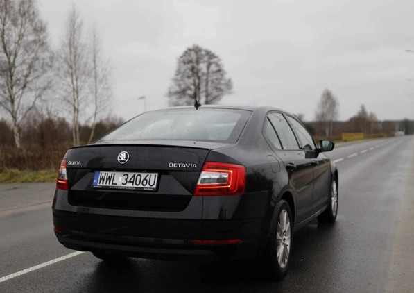 Skoda Octavia cena 82900 przebieg: 36700, rok produkcji 2019 z Kobyłka małe 326
